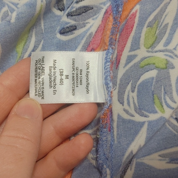 Men's Hawaiian Shirt - Picture 4 of 4